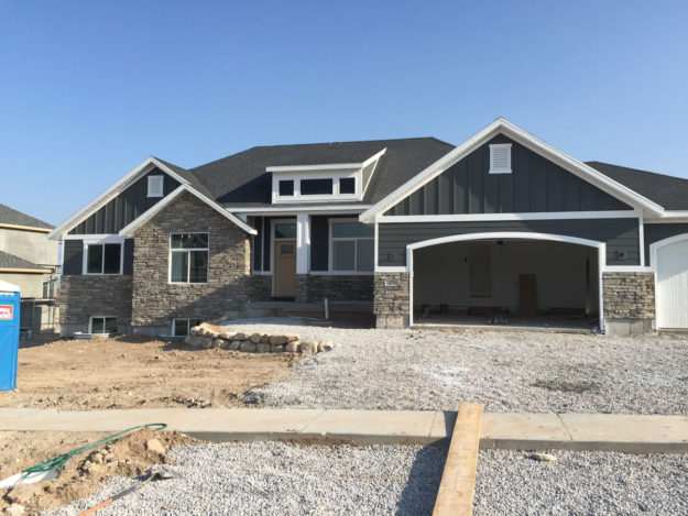 utah custom built home with garage by pro worx construction