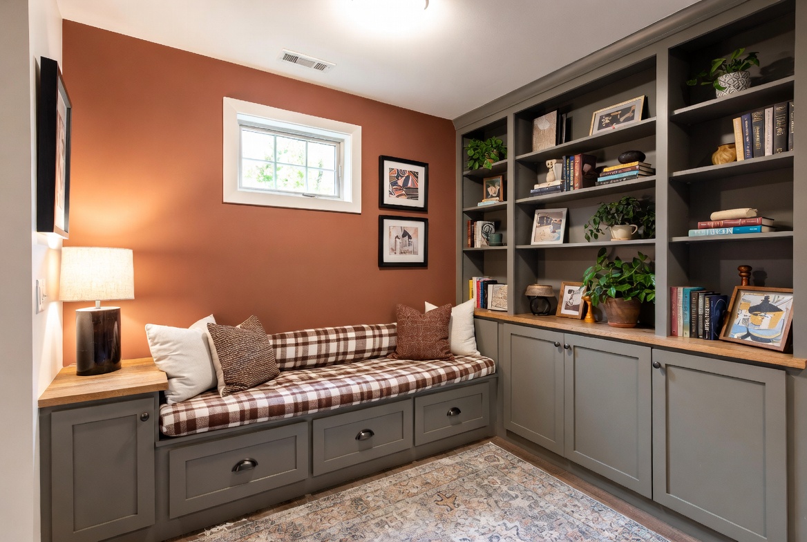 Cozy multi-functional nook