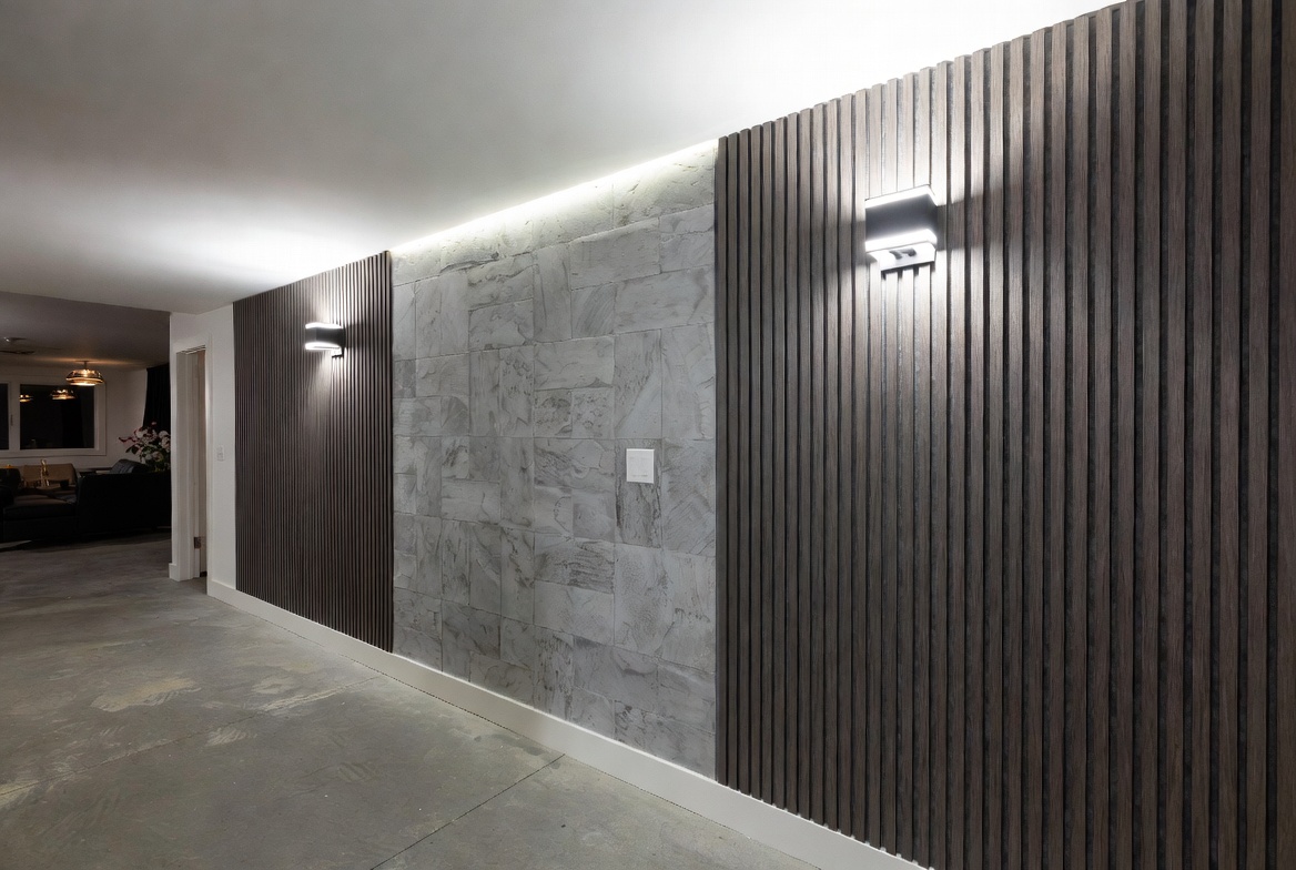 Accent wall with good lighting